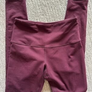 Zella women’s high waisted full length leggings in maroon. Size small